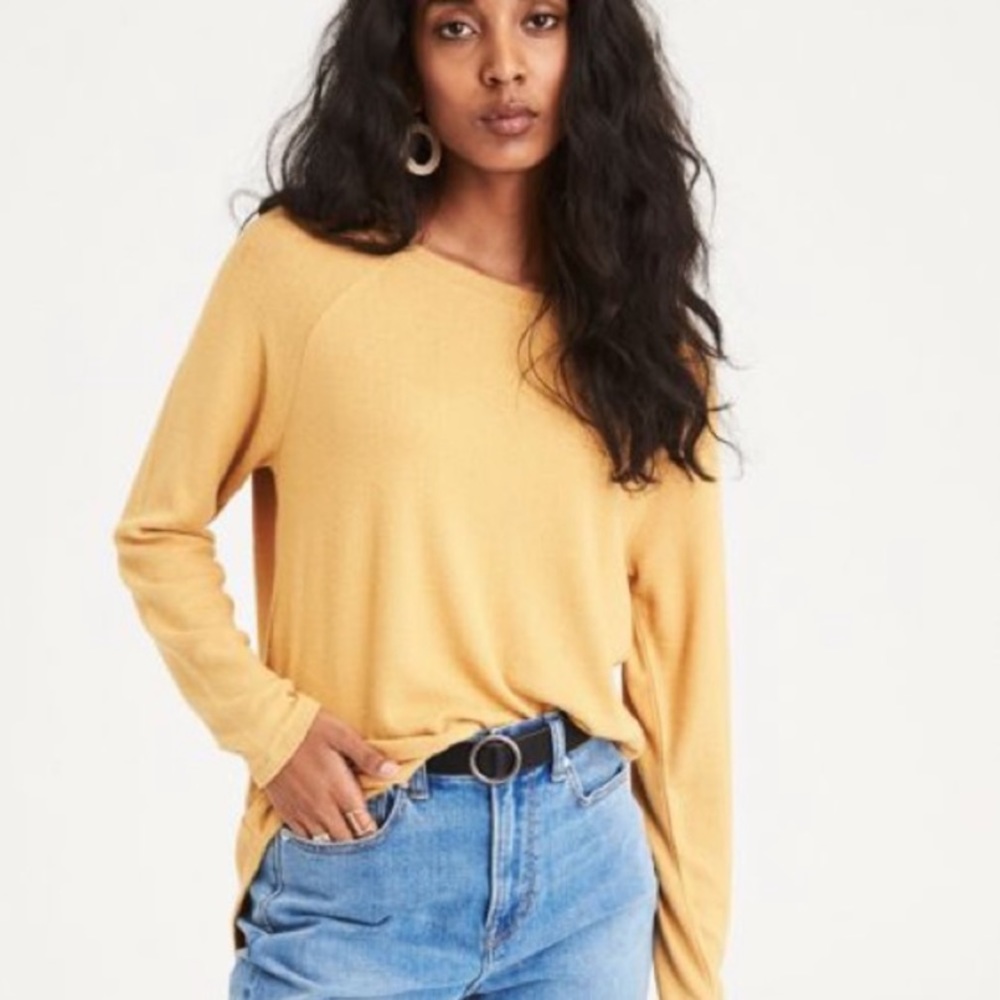 American Eagle plush yellow long sleeve shirt